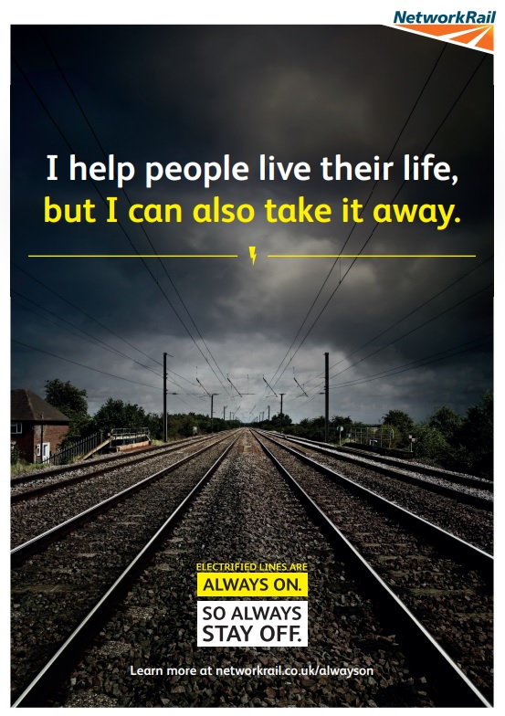 As school holidays finish and children go back to school, remember it's illegal to trespass on the railway. Respect the railway boundary. Electrified lines are always on, so always keep off!
bit.ly/3sfpVL5
<a href="/splpowerlinesuk/">SPL Powerlines UK</a>
<a href="/EastMidRailway/">East Midlands Railway (EMR)</a>
@BTPLeics
@BTPNorthants