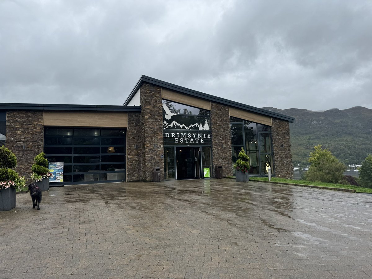 glenrolo's tweet image. On our holidays …….  #lochgoilhead  I even got a welcome gift of my very own towel, 💩 bags &amp;amp; gravy bones