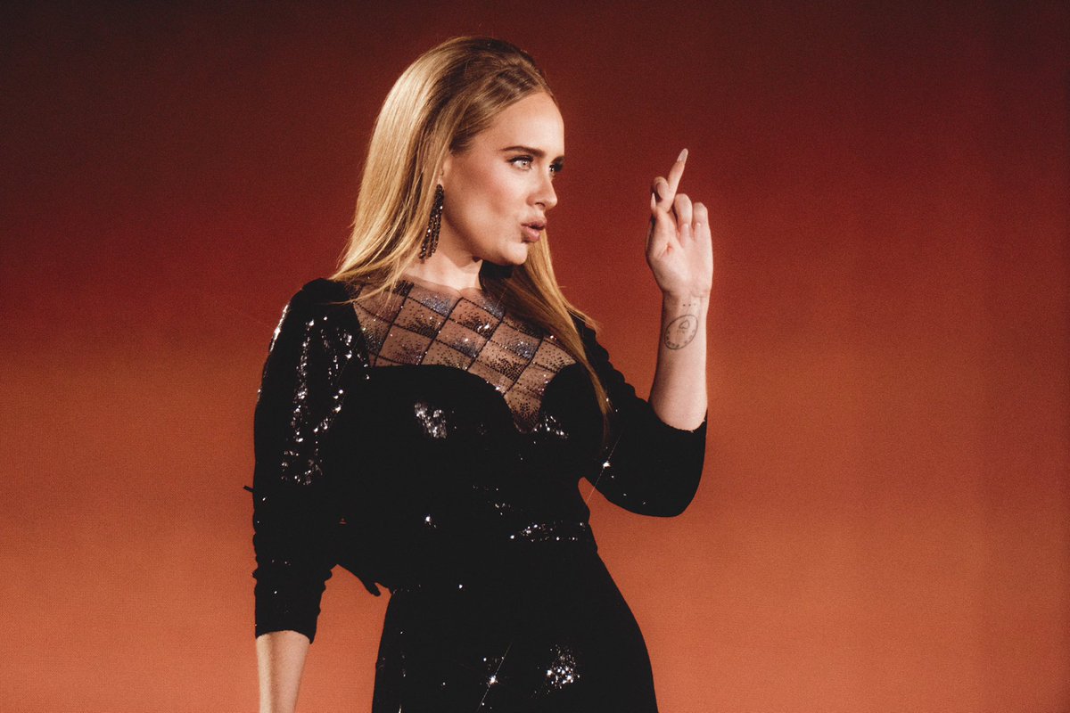 PopBase's tweet photo. Adele’s residency shows in Munich reportedly gave a spending boost of €540 MILLION to their economy. https://t.co/HjQAnUdH2h