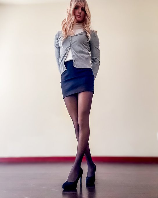 It's Monday! Have a great work week! Hope this Boost your Monday Morale. https://t.co/6XI2ctK9wG