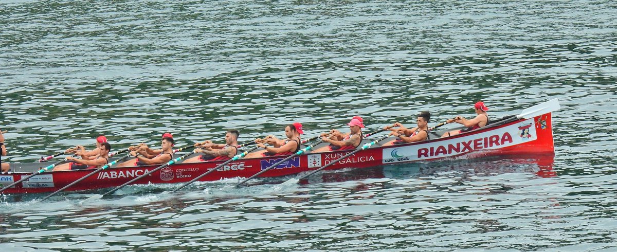 8️⃣ posto na primeira xornada da Kontxa 2024 🚣🏾

Onte a nosa embarcación masculina rematou oitava na primeira xornada da Kontxa, a falta da segunda final.

Moita forza aos nosos remeiros, estamos convosco para este último empurrón da tempada! 🔥