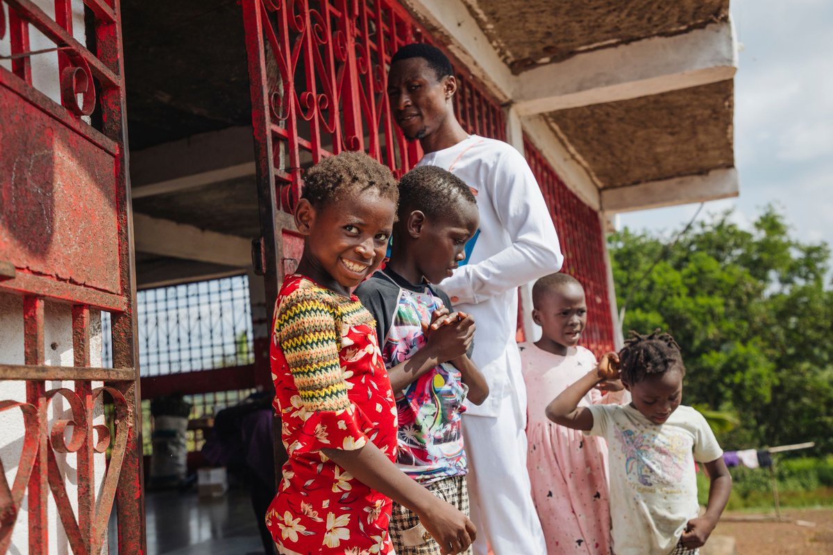 Help ensure more children have the tools they need to thrive in the classroom:
£20 provides a month of school meals for one of our students
£40 provides school materials for 8 students
£100 supports a home student for a term in our schools
Donate buff.ly/3PkIoNK