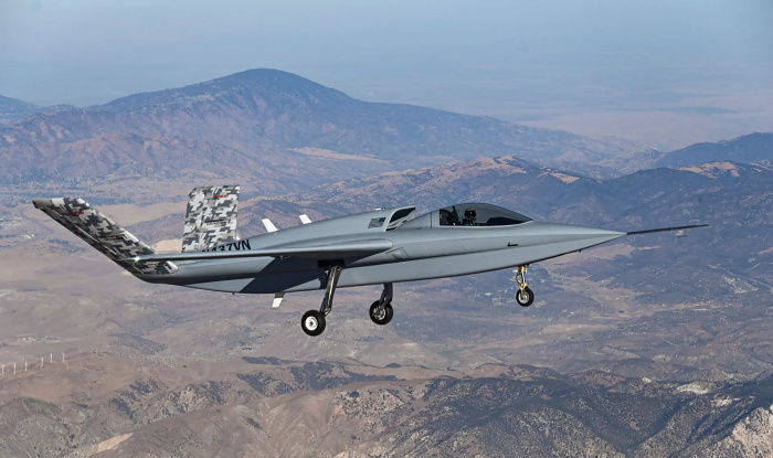 00gadget00's tweet photo. Northrop Grumman провела первые испытания прототипа перспективного беспилотника Model 437: В военной авиации н��метилась тенденция по замене супердорогих пилотируемых самолетов «очередного» поколения более простыми и гораздо более дешевыми ударными… https://t.co/m7qTKBydiP https://t.co/XuIqTNx55Z