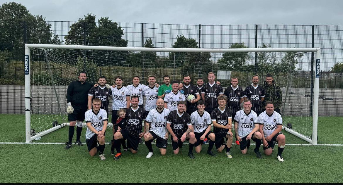 The boys are all set up for the new season ahead. We would like to thank <a href="/UndrTheCosh/">UndrTheCosh</a> for sponsoring us for the upcoming season! #upthedhav