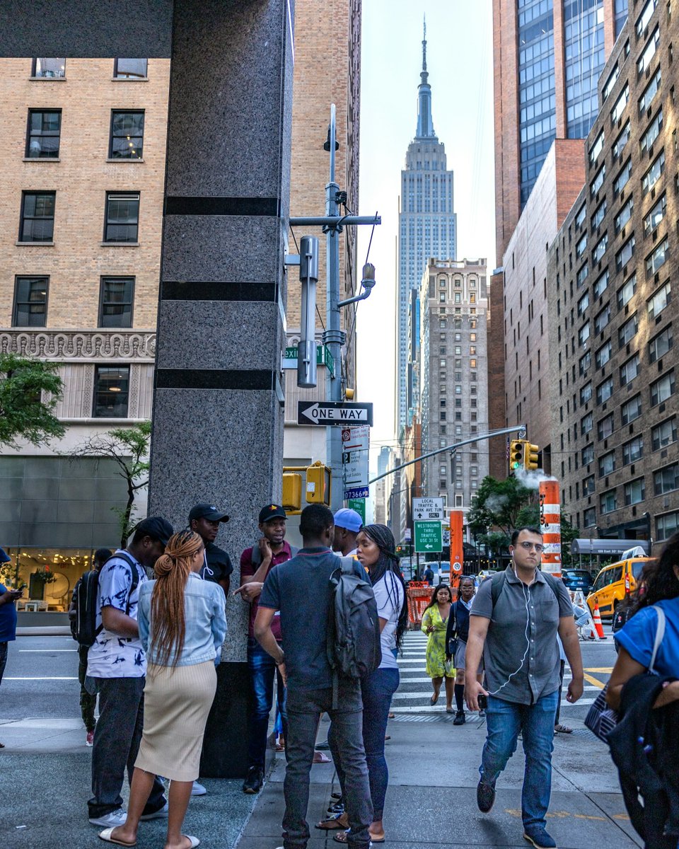 Let's hear it for NEW YORK 👏🗽

📸: Denton Field

 #WeAreKatz #KatzSchool #YeshivaUniversity #NYC