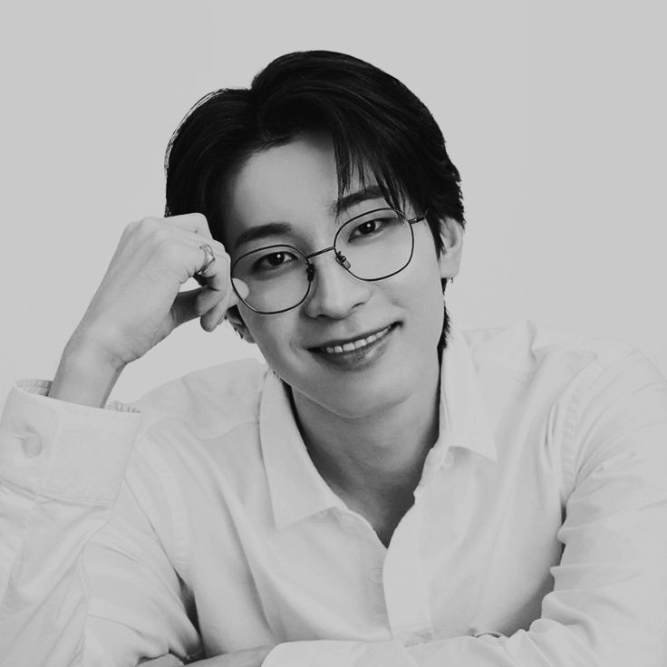 alternsin's tweet photo. [what if #wirdanuniverse; chit &amp; chat orangtua baruw]

wonwoo svt few tweets au
© alternsin https://t.co/TtrqlijhXf