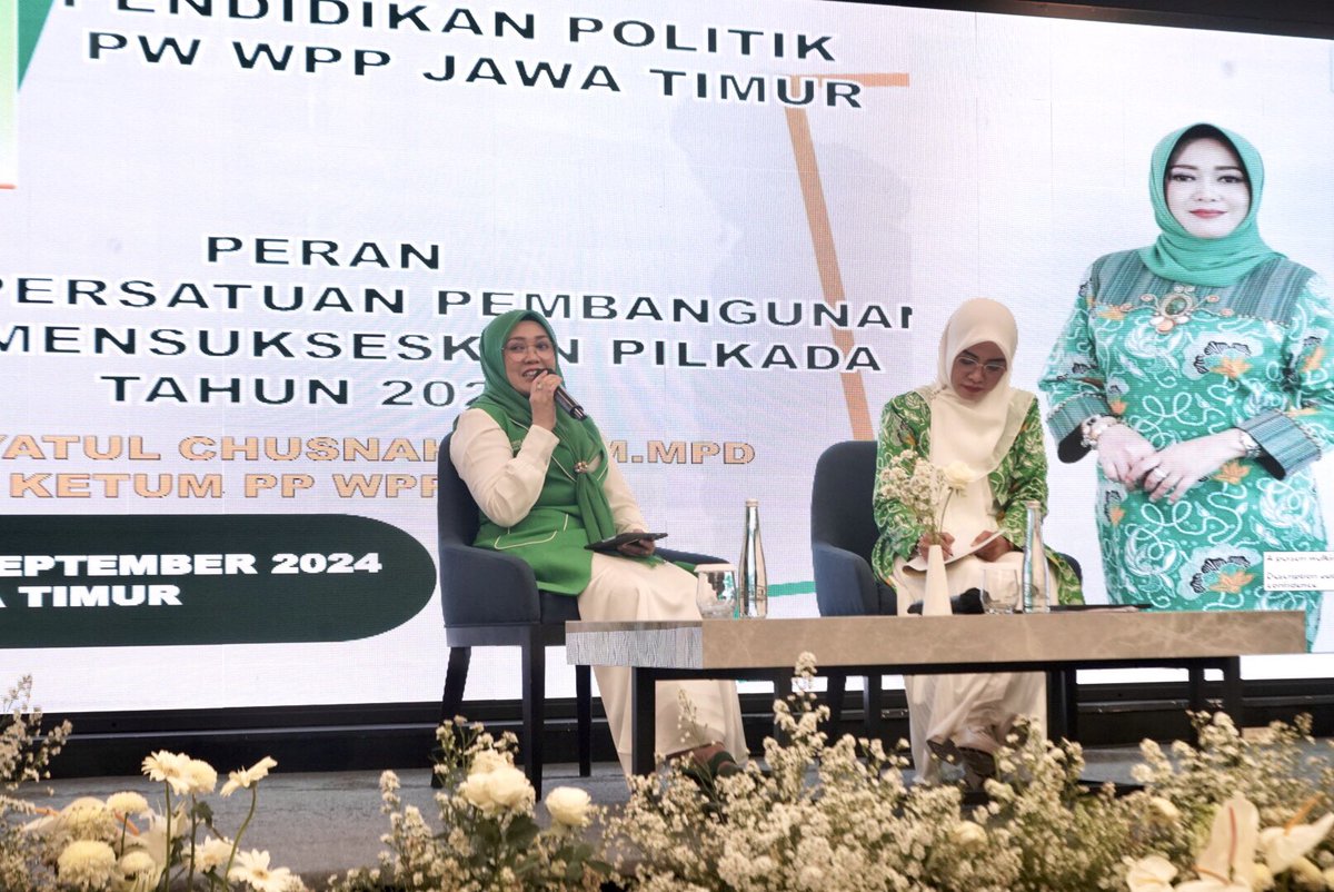 Sahabatningema's tweet photo. Saat Muswil PW WPP Jatim, Ning @emaumiyyatulch sebagai Ketum PP WPP memberikan paparan materi pendidikan politik tentang Peran Wanita Persatuan Pembangunan dalam Mensukseskan Pilkada tahun 2024. (1/9/24).

#muswil #musyawarahwilayah #wanitapersatuanpembangunan #wppjatim https://t.co/XrUdiWrkrs