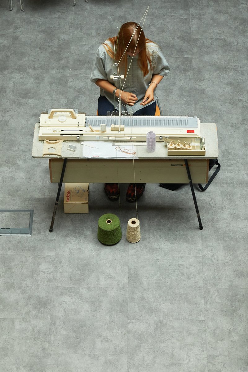 future_island_'s tweet photo. We also had wool-focusing weaving and knitting demonstrations from talented craftspeople.

Niamh Ní Catháin, #Weaving (FII, Regenerative Rathlin-WP3).

Isabella Boomer &amp; Katherine Brown, #Knitting (Textile Art, Design, &amp; Fashion, @BelfastSchArt).

#craft #textiles #wool https://t.co/m9GQX7jcdn