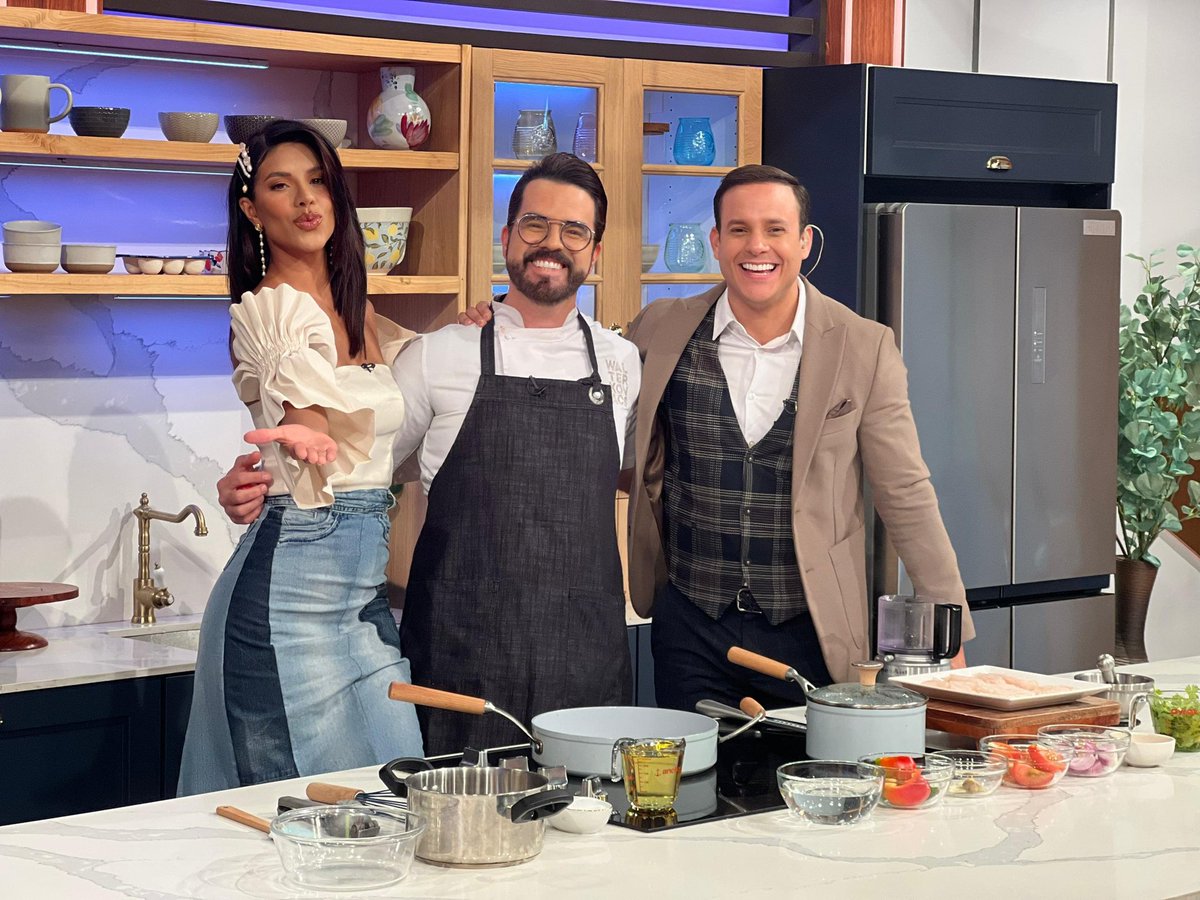 Y así de contentos se ponen nuestros animadores cuando llega el momento de cocinar 👨🏻‍🍳 <a href="/waltkovacs/">Walter Kovacs</a> nos enseñó a preparar 🍽️ Pescado al estilo Bengalí 🍽️ Ensalada refrescante de pepino 🍽️ y una deliciosa Crema de almendras con leche y ghee 😋 Dale ❤️ si te gusta alguno de estos