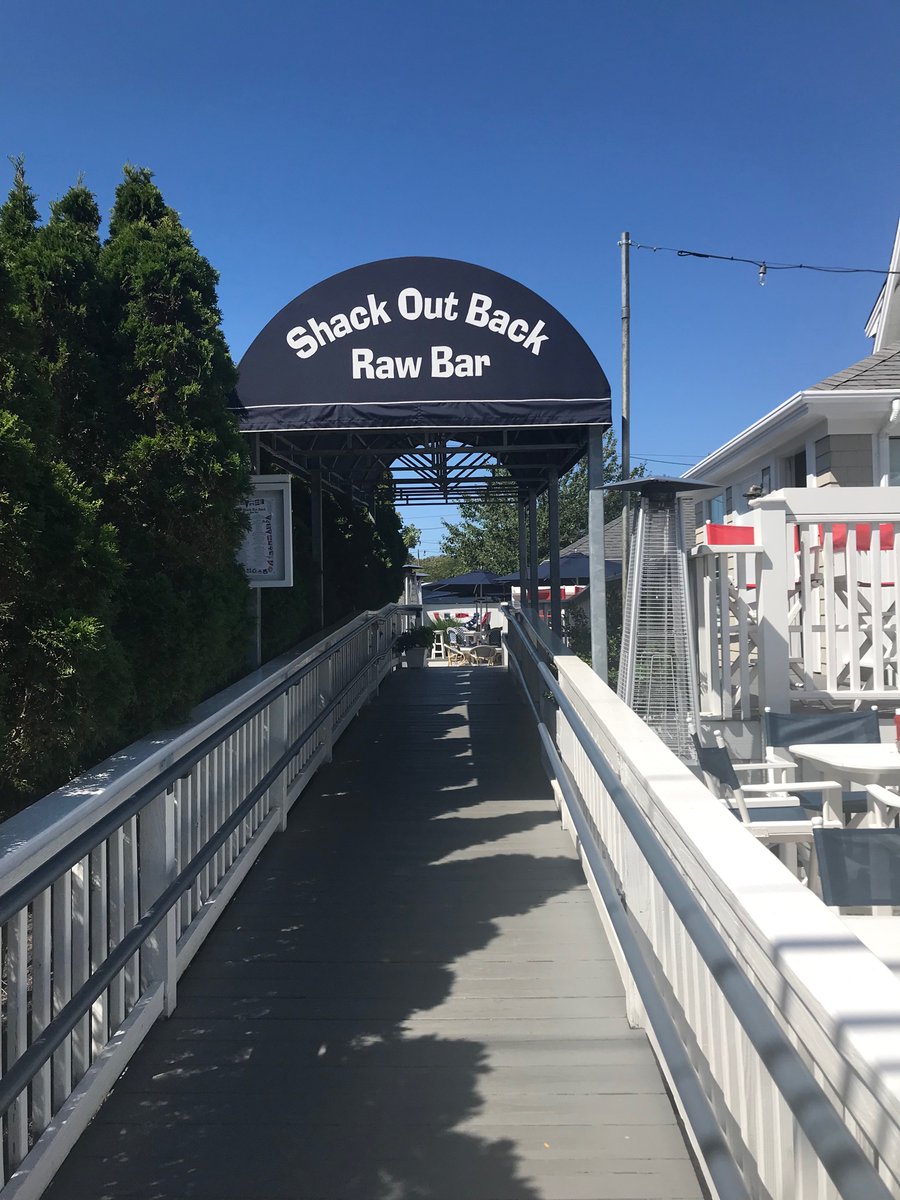 CapeCodBars's tweet image. Had fun being a tourist Friday. Rested up from a massive staycation week of biking the trails for a a stroll around town &amp;amp; lunch at The Black Cat Shack Out Back. Gorgeous weather…  #SecondSummer has begun! #Hyannis #CapeCod