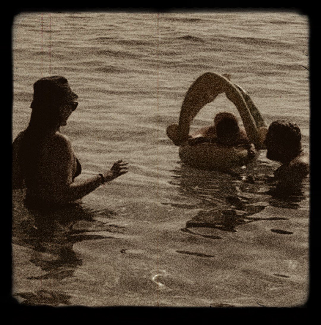 "sikur ta dija perfundimin te lumtur te kesaj historie, do ti kaloja edhe 1000 here te tjera ato sfida,vuajtje dhe peripeci"- cit Kiara. these words take on so much meaning in these moments.♥️#ejllat