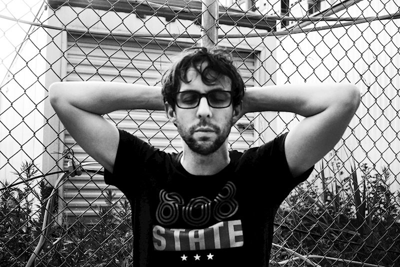NYC artist JOE GENI unveils new single ‘City of Light’, a beacon of hope previewing third album dlvr.it/TCjkCt