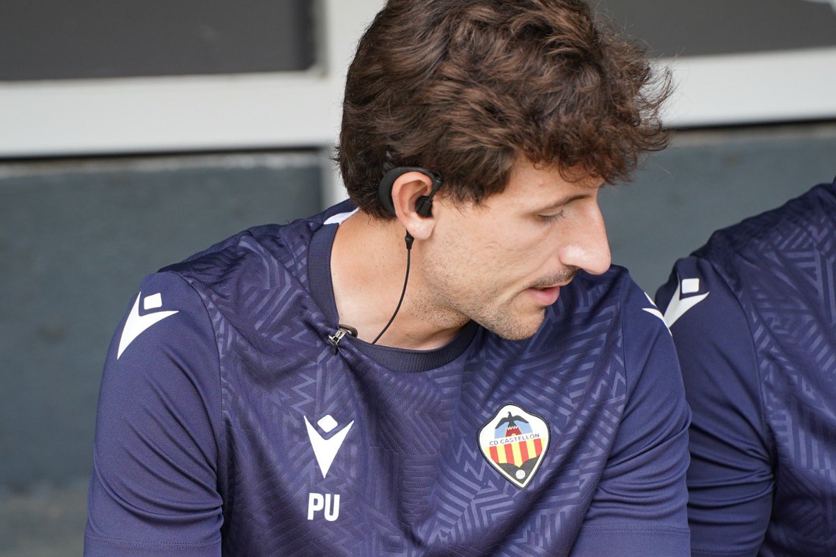 PacoUrdiain's tweet photo. Primera victoria en la @LaLiga2 .
Orgullosos del proceso del equipo.
Gracias afición.

#PPO 👂 https://t.co/7gwwKU2n2D