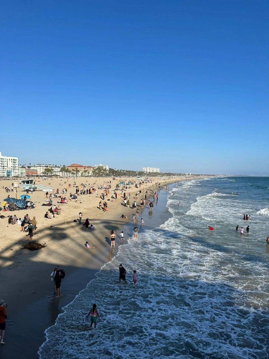 Enjoy the beach, enrich yourself, and it's so cool to ride the Ferris wheel at the beach.