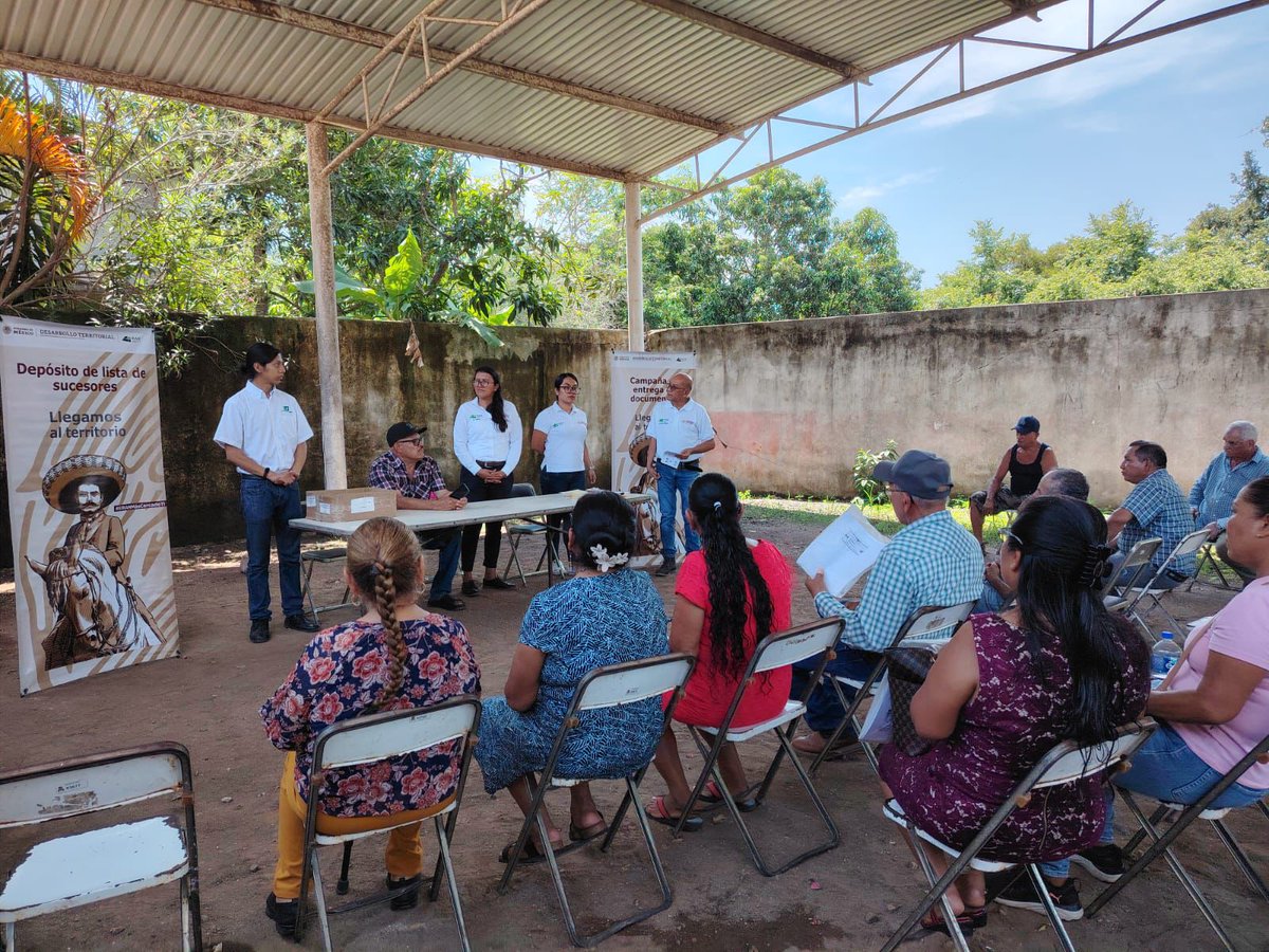 📌Personal de la #ProcuraduríaAgraria, Representación #Colima, asiste a evento de inscripción de listas de sucesores en el Ejido Barranca del Rebozo, municipio de Ixtlahuacán.  👩‍🏫⚖️👨‍🏫✅