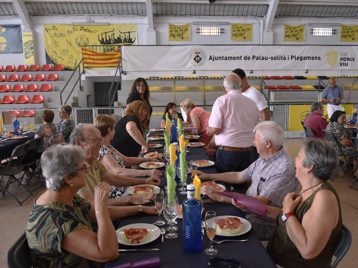 Festa Major tweet media