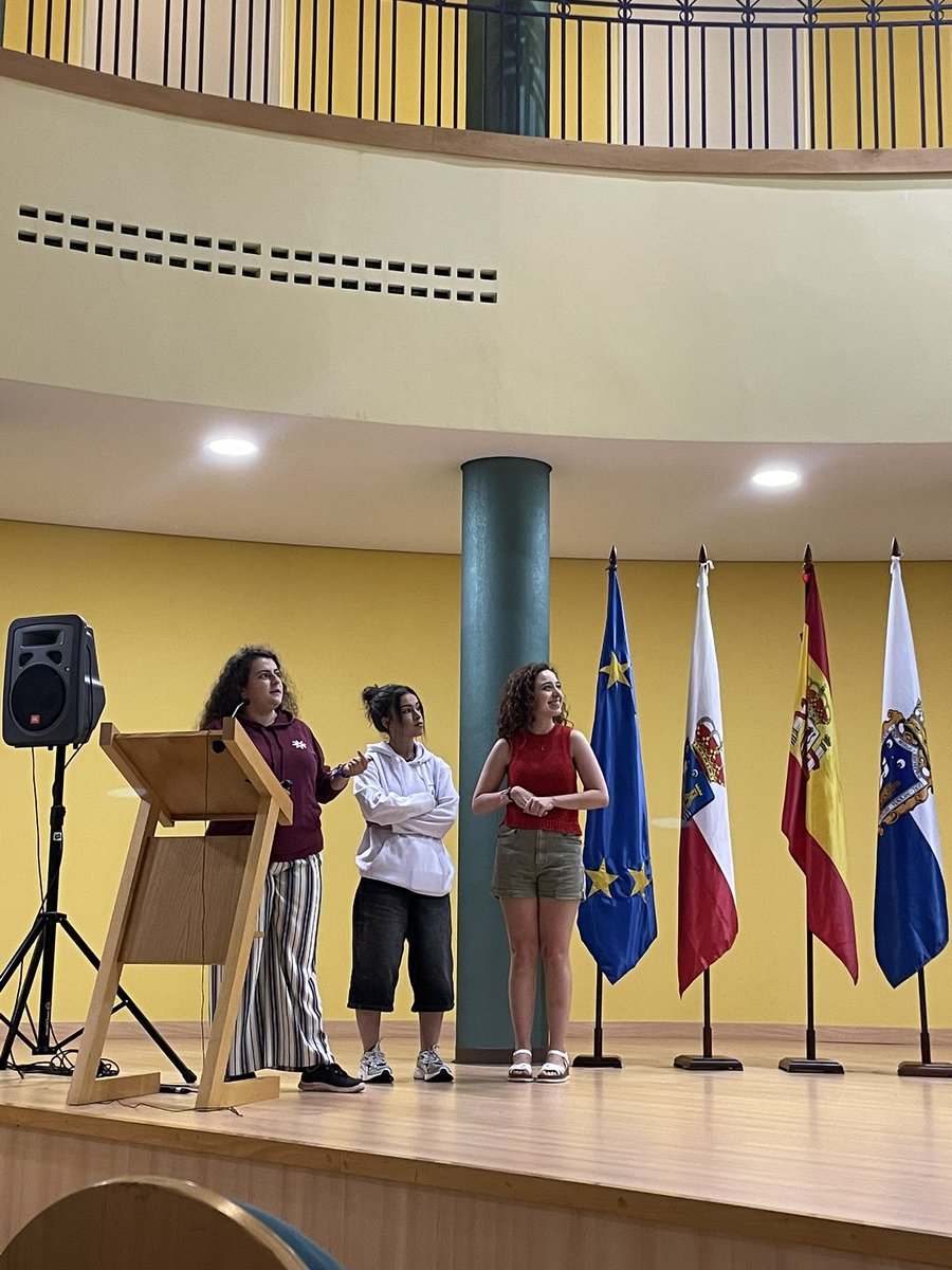 Empezamos la semana recibiendo al estudiantado internacional en las jornadas de bienvenida organizadas por la ORI <a href="/unican/">Universidad de Cantabria</a>. Nuestras voluntarias han expuesto las actividades que tenemos organizadas para este welcome month.
#ThisisESN #Erasmus #ErasmusSantander