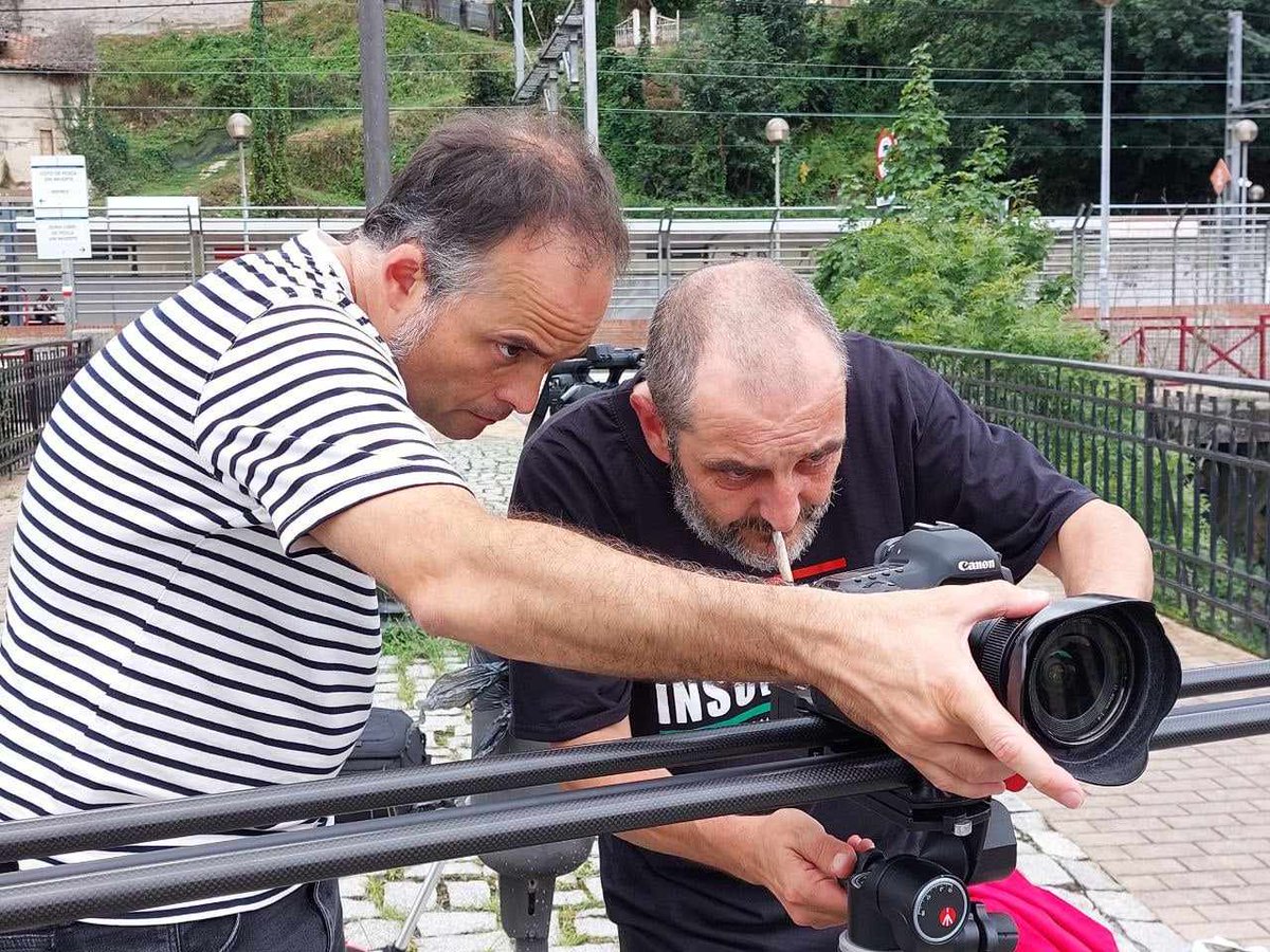 nrdAsturies's tweet photo. Rodando "MCA. La llucha eterna", documental dirigido por @AlejandroNafria y en coproducción con @AlgamarProd . https://t.co/OxKJQ3yH2n