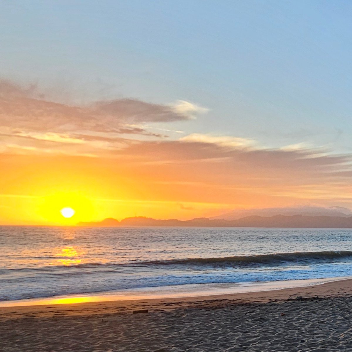 SPStorage's tweet image. Happy Labor Day! 🥳

Time to kick back and relax—our team is doing the same! We’re closed today but back tomorrow, refreshed and ready. Enjoy the well-deserved break! #SecurityPublicStorage #LaborDay