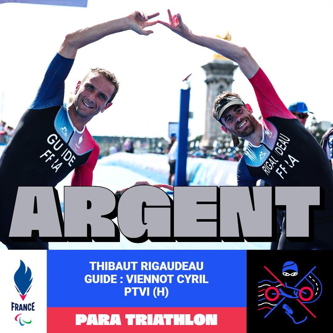 AntoGriezmann's tweet photo. 🚨 ALERTE MÉDAILLE 🚨

🥈🥉 THIBAUT et ANTOINE 🥉🥈

Superbe course, bravo aux guides Cyril et Yohan 👏👏👏

#AlerteMedaille https://t.co/HDcyNySlun