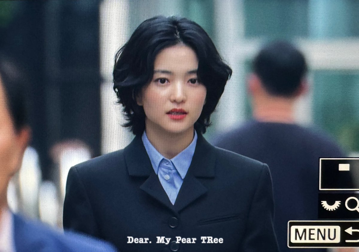 thalyonfilm's tweet photo. omg kim taeri https://t.co/4eDiN7Gt83