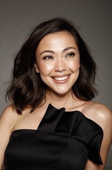 bejodiweled's tweet photo. she is aging backwards, what a facecard😩

2024                                    2018 https://t.co/nS0dLBaizL