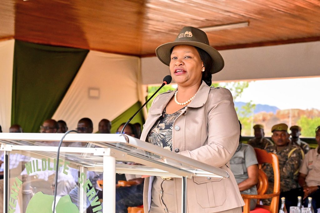 rebecca_miano's tweet image. I encourage our Ranger Recruits who've demonstrated sacrifice, commitment, hard work, and desire to acquire the requisite skills and expertise to professionally manage our Wildlife.
My interaction with this energetic youth this afternoon confirmed the academy’s Motto “Train…