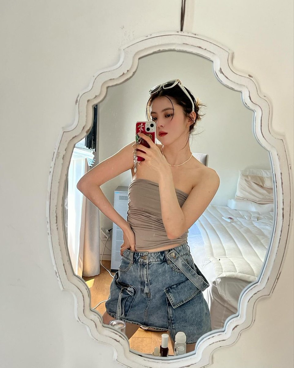 xexxsoxee's tweet photo. It’s been a while. Hi there? 👀 https://t.co/8Pm2q3K6BV