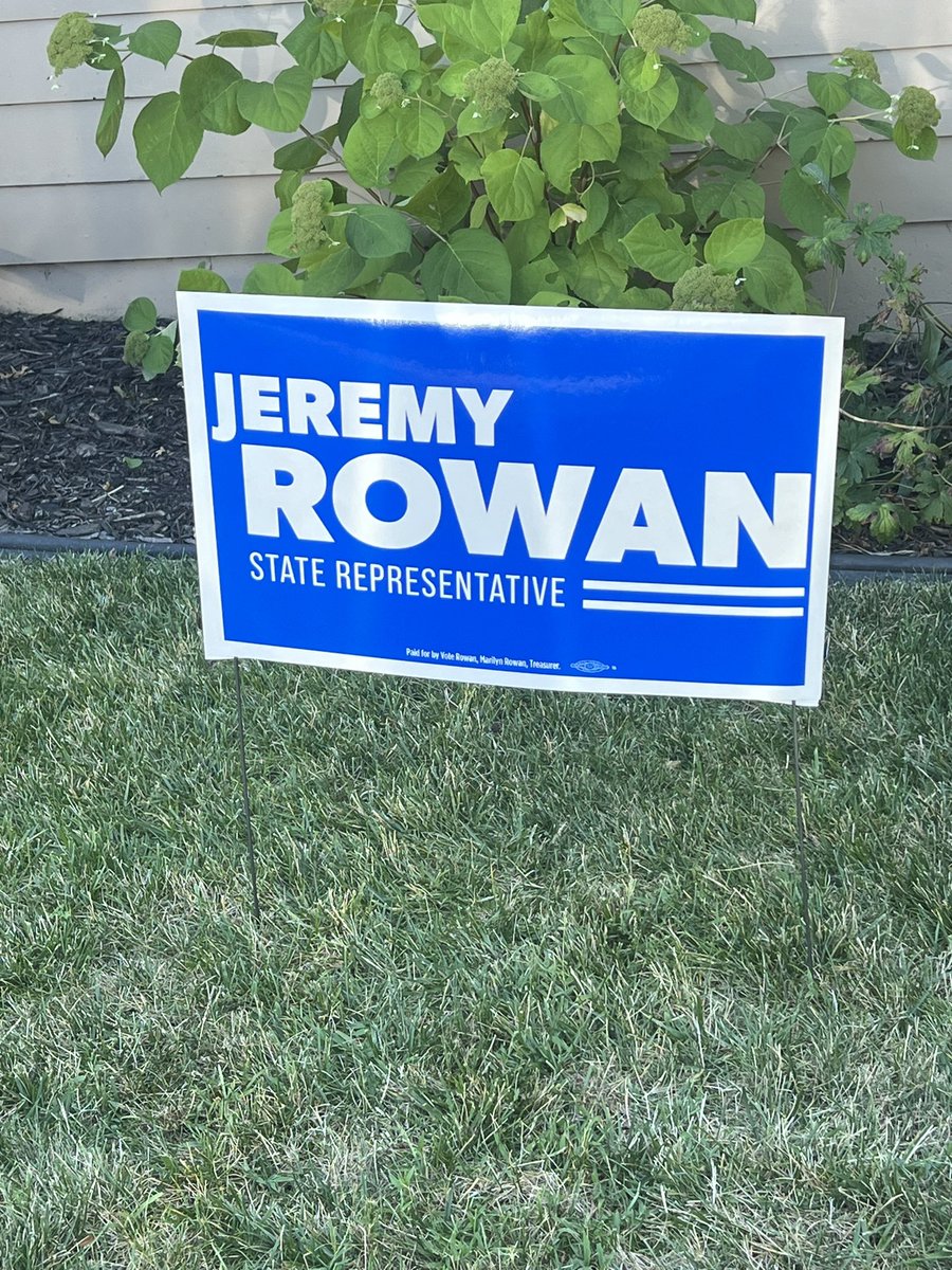 Rowan4BS's tweet photo. Happy Labor Day

Yard signs are in. 
Let me know ASAP to get one for your yard before they are gone!
#voterowan https://t.co/Oj0d3fE0Xp