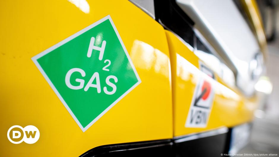 NetInthe's tweet photo. What is hydrogen and how green is it? https://t.co/ymXPWm79dI https://t.co/l9Q6RZVhAd