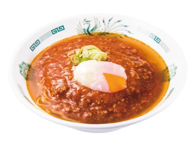 日高屋の"正解"は「温玉旨辛ラーメン」と「玉子とキクラゲ炒め定食」だったんですけど、温玉旨辛ラーメンはメニューから消え、玉子とキクラゲ炒めは来来軒だけの提供になってしまいました 