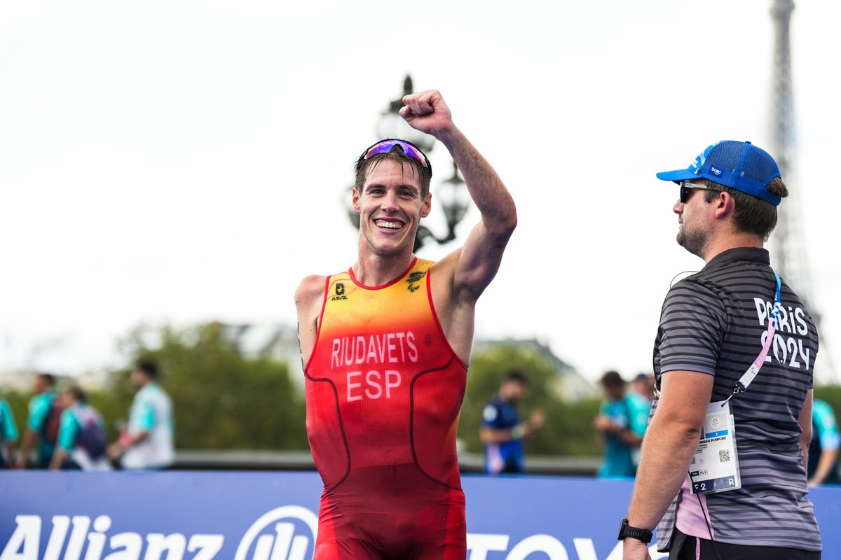 #Paris2024 El triatlón español 🇪🇸 cierra su gran jornada con dos medallas más: PLATA 🥈 de Marta Francés y BRONCE 🥉 de Nil Riudavets en los Juegos Paralímpicos de París en categoría PTS4 📰 NOTICIA de <a href="/JesusOrtizDXT/">Jesús Ortiz García</a> 👇
paris2024.dxtadaptado.com/plata-de-marta…