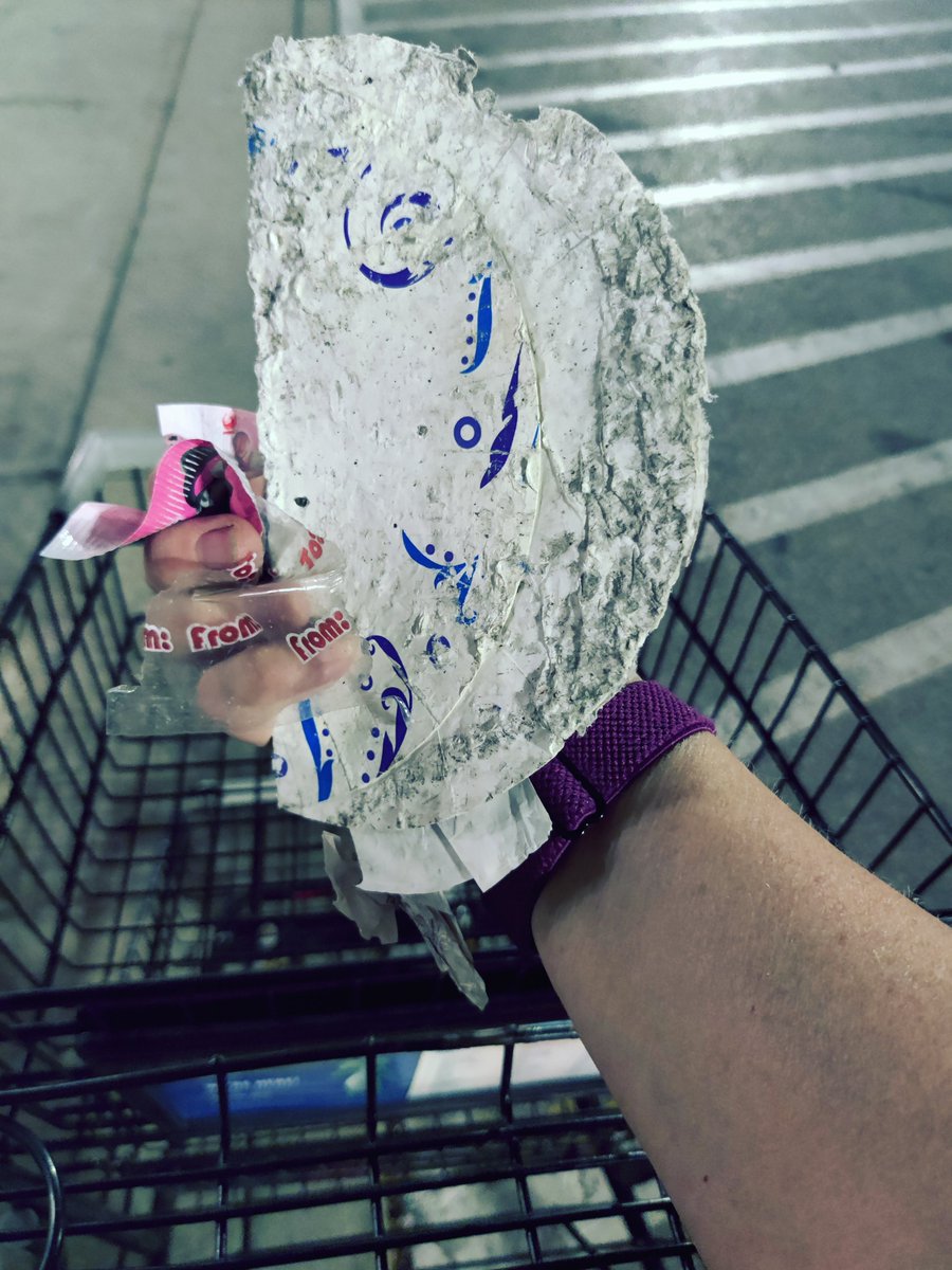 spockinator's tweet photo. https://t.co/DEQXW5iJD8

I bought a new trash cart! It makes things so much easier for me! 

When I am not actively working trash, I still use a rule of 3 to grab trash to and from my car! It all helps !
#spockrocks
#kentuckyproud https://t.co/YfqpockfqB