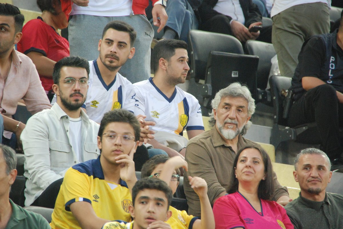 Ankaragücü - İstanbulspor maçını Adnan Erkan'da Eryaman Stadı'nda izledi.
(Foto: O.Sal)