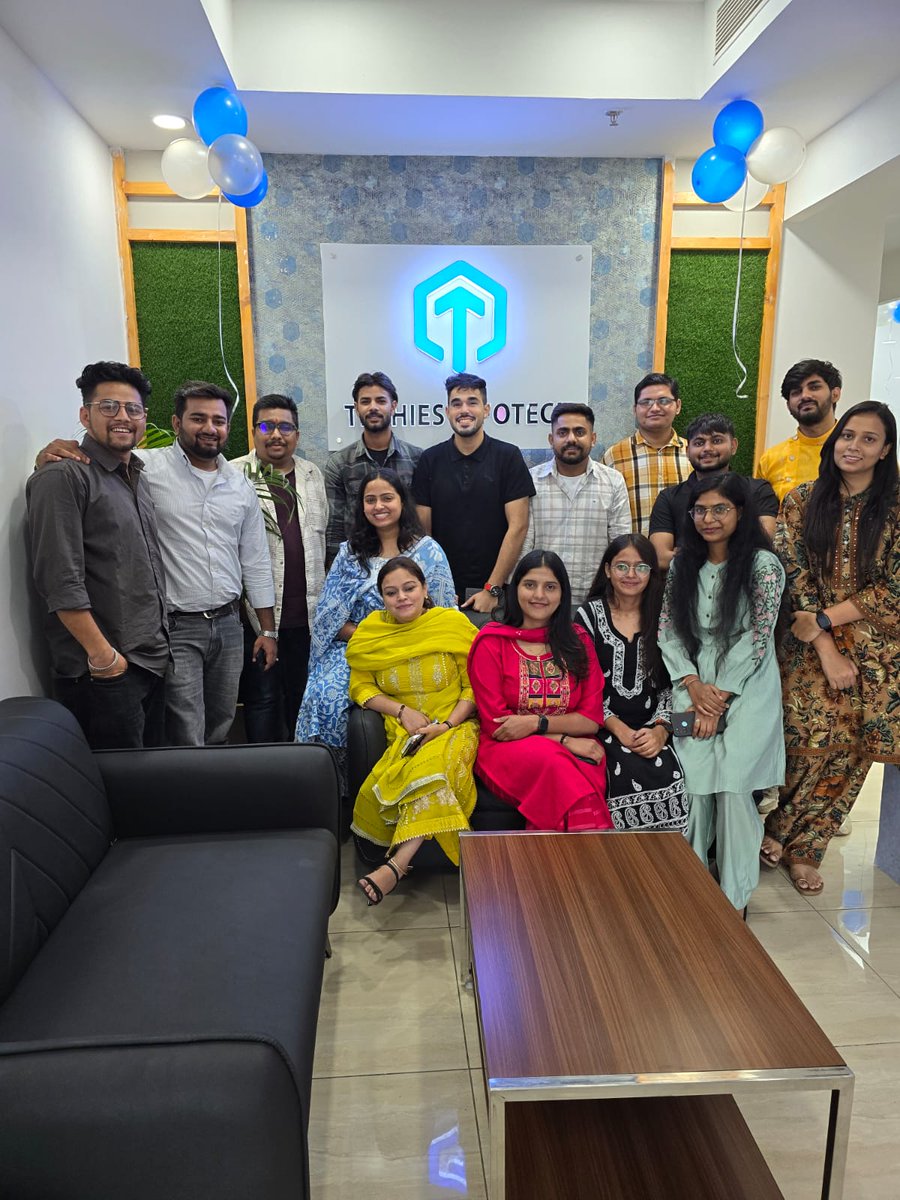 techiesinfotech's tweet image. New space, new vibes!
We're so excited to share a glimpse of our new office. This move marks a significant milestone for our company as we grow and expand.
Come along on this virtual tour and see where the magic happens.
#NewOffice #OfficeInauguration #Growth #Expansion