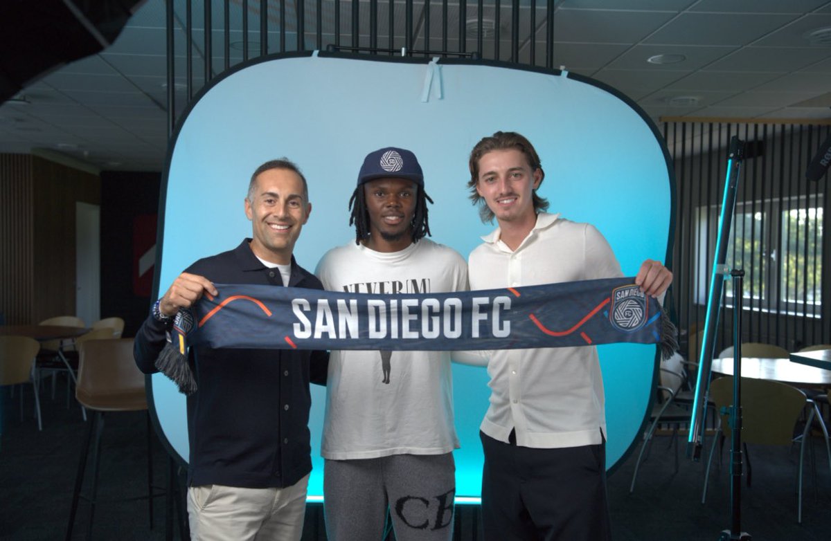 Jude6623's tweet image. Huge congratulations to @AlexMighten10 signing for @sandiegofc on a permanent deal. An amazing and exciting project ahead of you. Wishing you the very best! 💙🇺🇸🤝🏼 #FlowWithUs