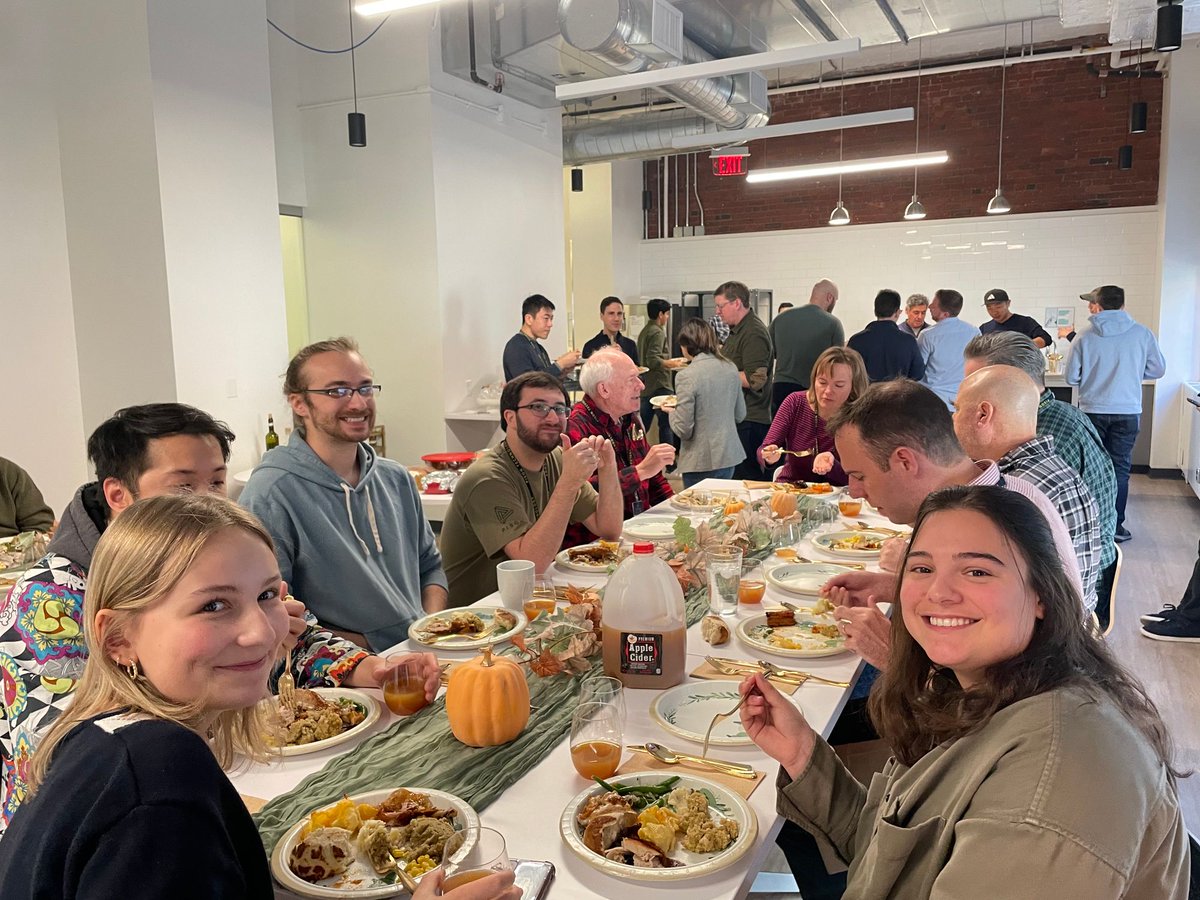 pisontech's tweet photo. 🚀 This #LaborDay, we're honoring the entire Pison team! From engineers to support staff, your hard work drives the innovation that’s changing lives. Let’s keep pushing boundaries together! 💪🙌 #PisonTech #Innovation #Teamwork https://t.co/Px92RBP49Z