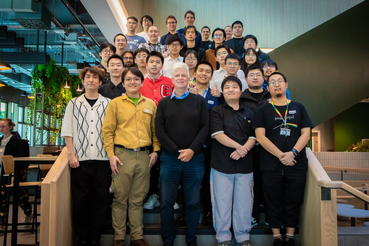 Our MSc conference showcased groundbreaking work from over 100 students across four dynamic MSc programmes: Electrical Power Engineering, #Sustainable Energy Systems, Electronics, and Design and Digital Media. 📚🔬 Congratulations to all of our students for their #innovation!