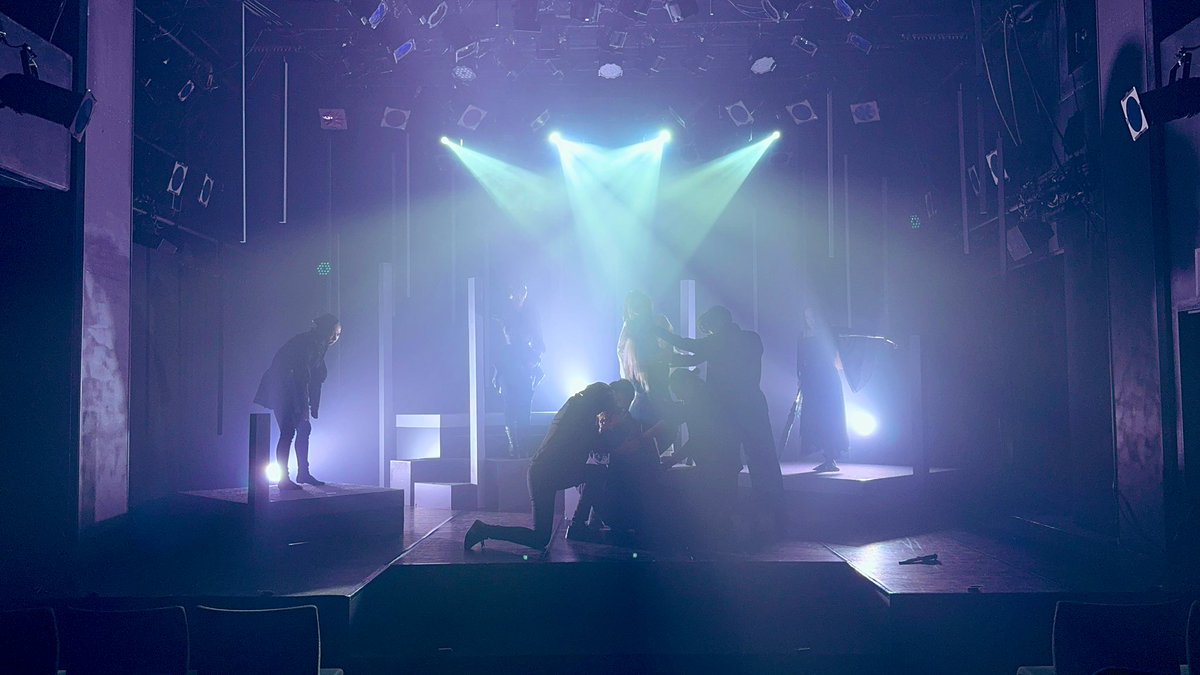 #舞台オルタナ
後夜祭キャストも沢山参加していただき、裏話も飛び出し大変盛り上がりました🎉

ご視聴ありがとうございました！

キャストのコメントも観れるアーカイブ配信は8日（日）まで何度でもご視聴いただけます。
後夜祭🎫もそれまで販売中✨

是非、千穐楽公演とともにお楽しみください✨