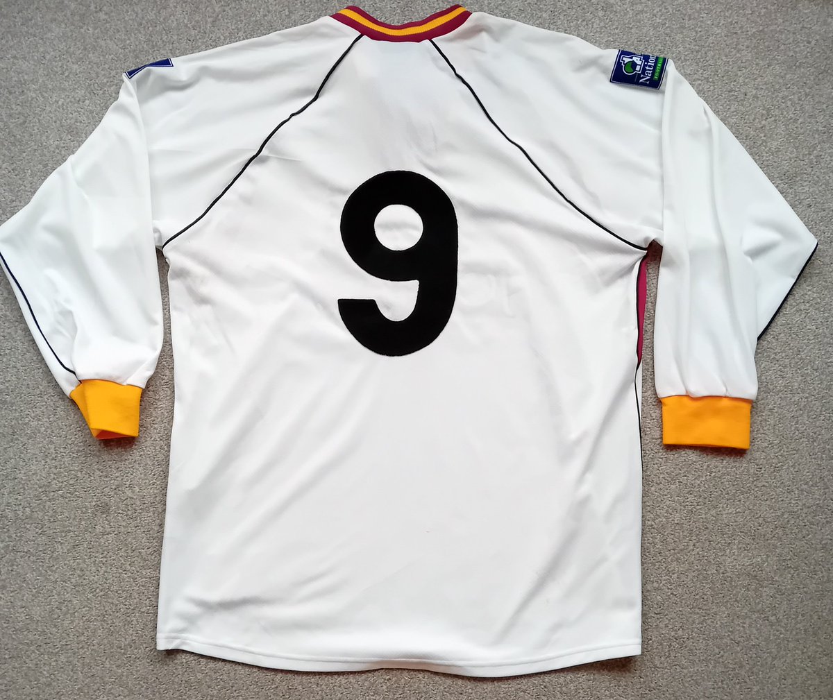 Lee Mills tweet media