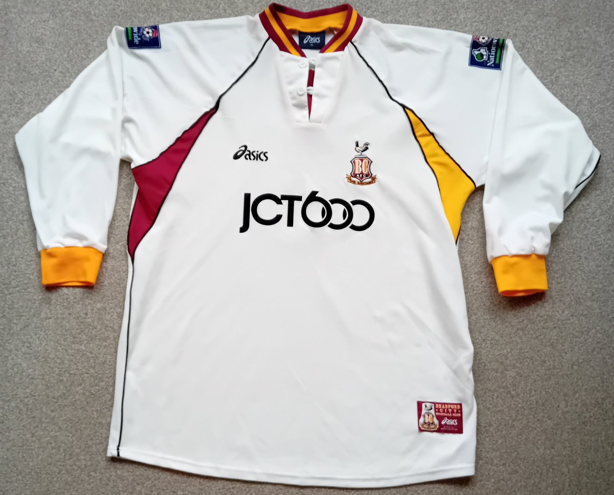 Lee Mills tweet media