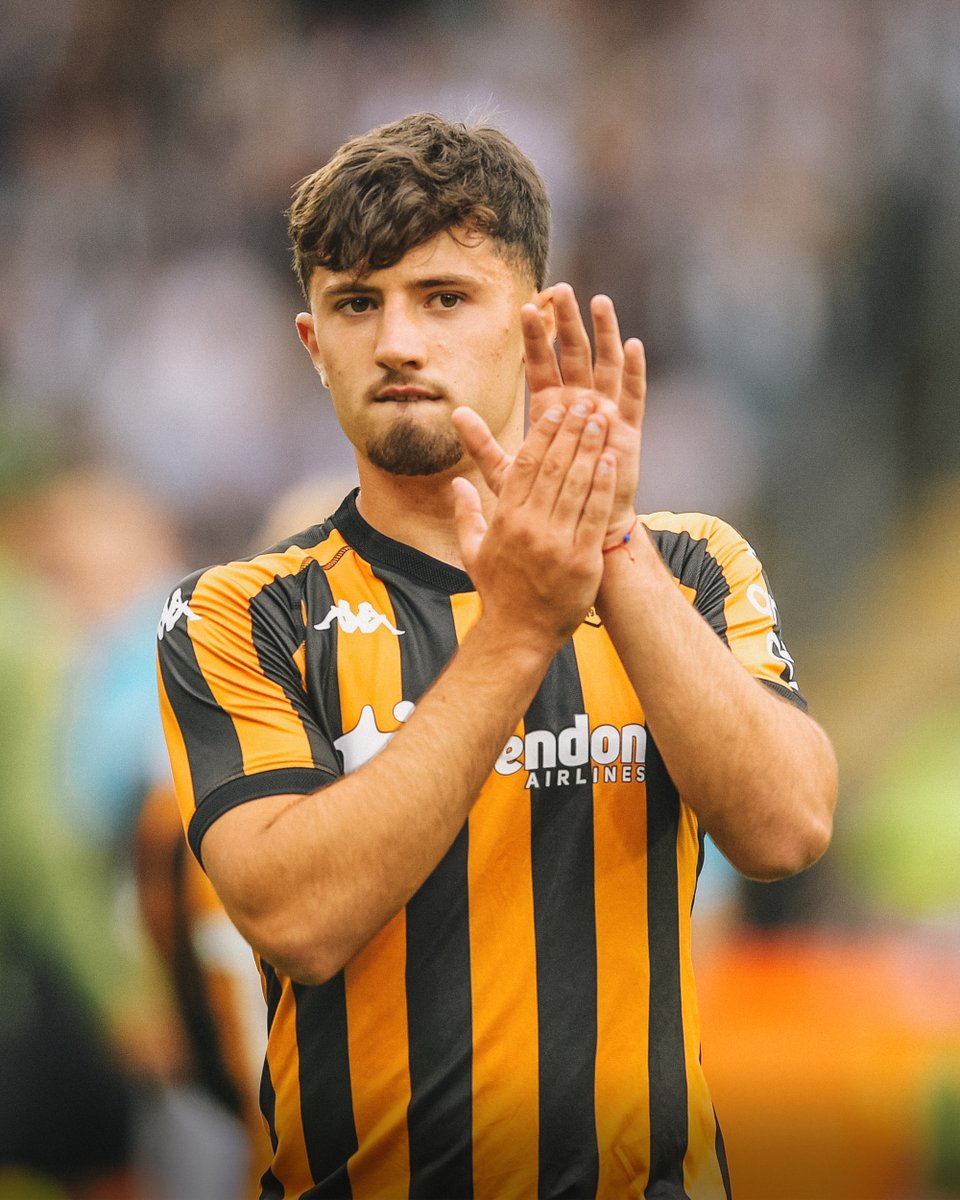 Congratulations to Stan Ashbee, who has been called up to the Ireland Men's Under-19s squad for their games against France, Kazakhstan, and Slovenia! 🇮🇪

🐯 #hcafc #hcafcU21