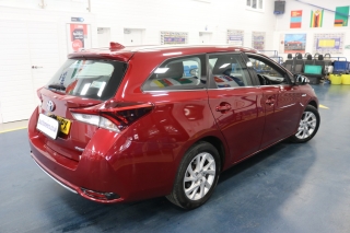 2018 TOYOTA AURIS ICON TECH 1.8VVT-I 136PS CVT AUTO HYBRID 5 DOOR ESTATE (EURO 6) (48,094 miles). BUY IT NOW for £10,256. (auctioneers.co.uk/auction-sale/c…)