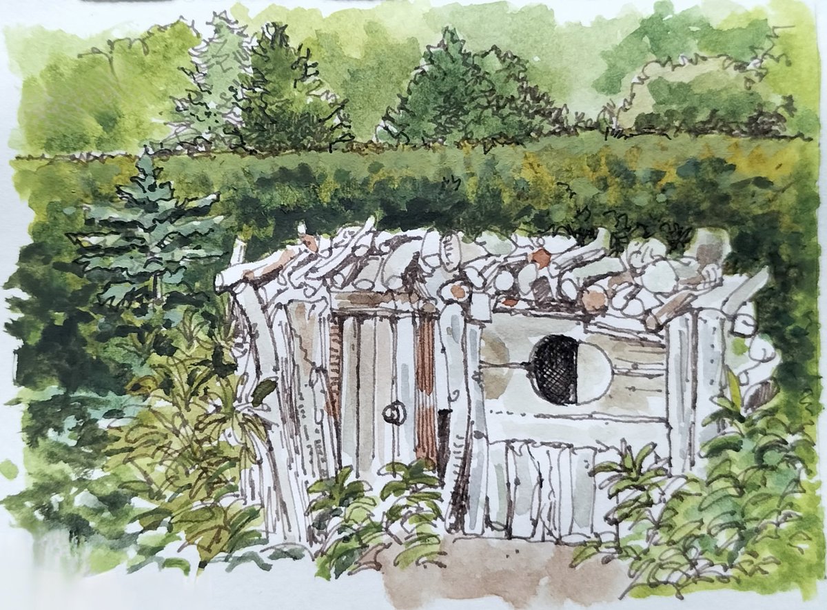 allantadams's tweet image. A bit of vernacular building in Homestead Park, York. Hagrid&apos;s House. 

Pen and watercolour sketch in a pocket size (A6) Moleskine sketchbook. 

#VernacularArchitecture #pen #drawing #watercolour