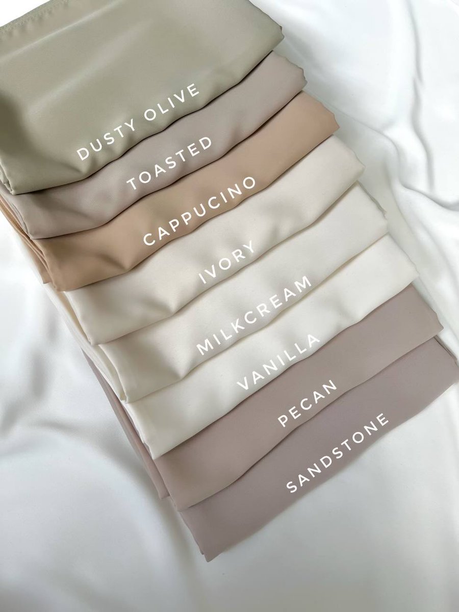 Girls! I found the flowiest shawl ever. &amp; ada banyak warna earthy tone and nude colours 🤎🫶