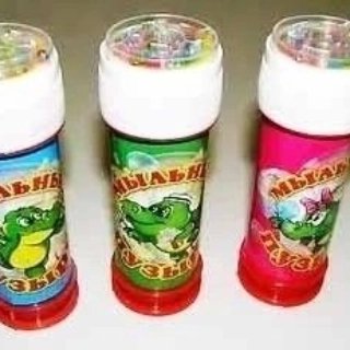 an eternal obsession for retro toys! which one(s) were your favorites? 

#80s #90s #80stoys #90stoys #retrotoys #retrojapan #nostalgictoys #tamagotchi #marbels #waterring #sonic #retrolego