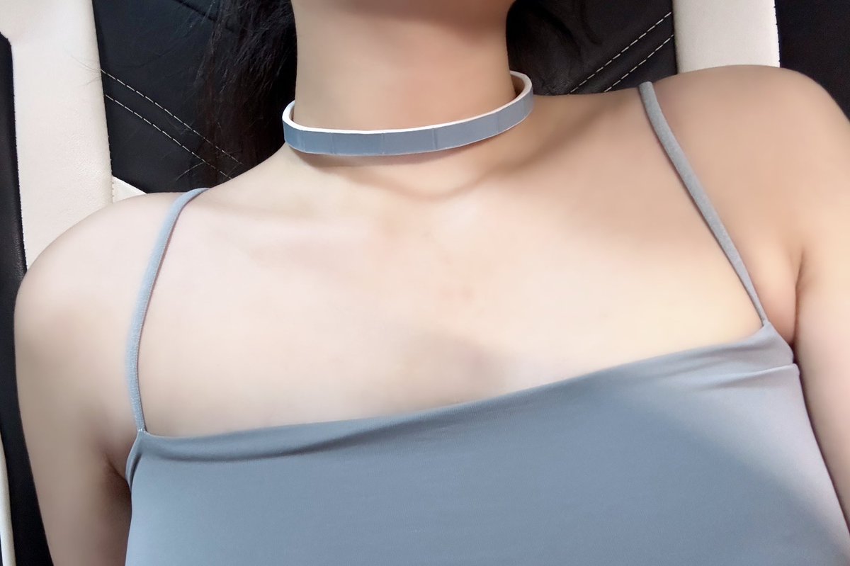 做了个日常款，铆钉太扎人了