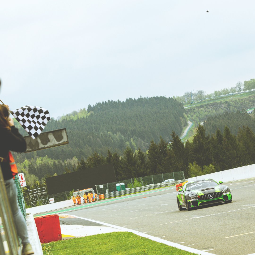 pcrsport's tweet photo. 🚗💥 ¿Listo para sentir la adrenalina del asfalto? ¡El rugido del motor, la velocidad en tus venas y cada curva como un desafío!

Alquila este vehículo y prepárate para vivir la emoción del automovilismo de competición como nunca antes. ¡Tu próxima aventura comienza aquí! 🏎️💨 https://t.co/wRBL2rcqGy