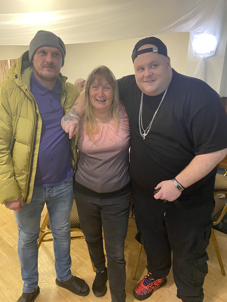 itsonlyme72's tweet photo. I had the great pleasure of meeting these 2 lads this morning. 🙂@Lads_Like_Us #AskWhy #TraumaInformedTrainers https://t.co/6m0izTGMaW