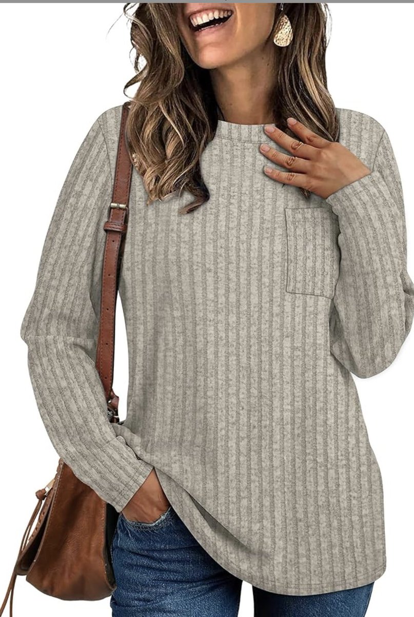 RachelKND's tweet photo. This heathered casual sweater comes with a 50% coupon and can go as low as $10! Comes in multiple colors and is going fast! 

Purchase Here
https://t.co/7aLMyNB3pg

#RachelsRandomRecs #RRRsept2 #fallfashion #fallsweaters #AmazonDeals #ad https://t.co/96Mm62Jd80